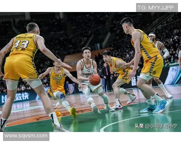 辽宁男篮逆转战胜广州队，取得五连胜，主力球员状态回升