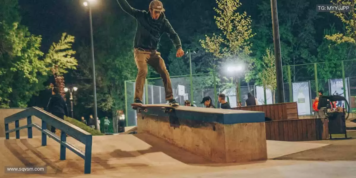 正品周边彰显态度，球迷专属热血收藏🎯